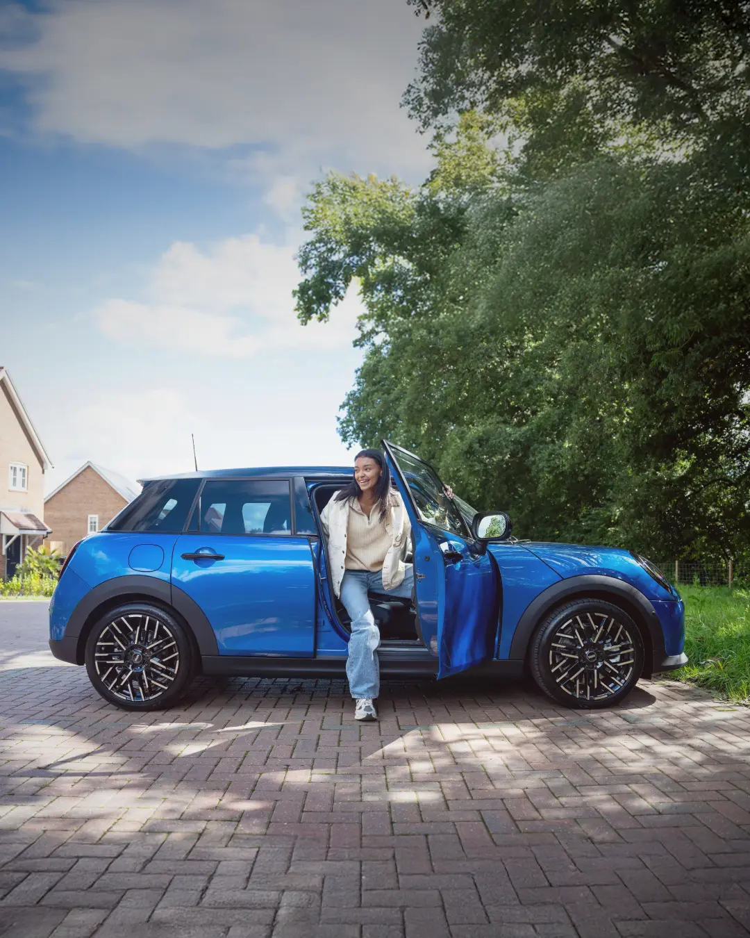 Home - main stage teaser - MINI COUNTRYMAN SLATE BLUE