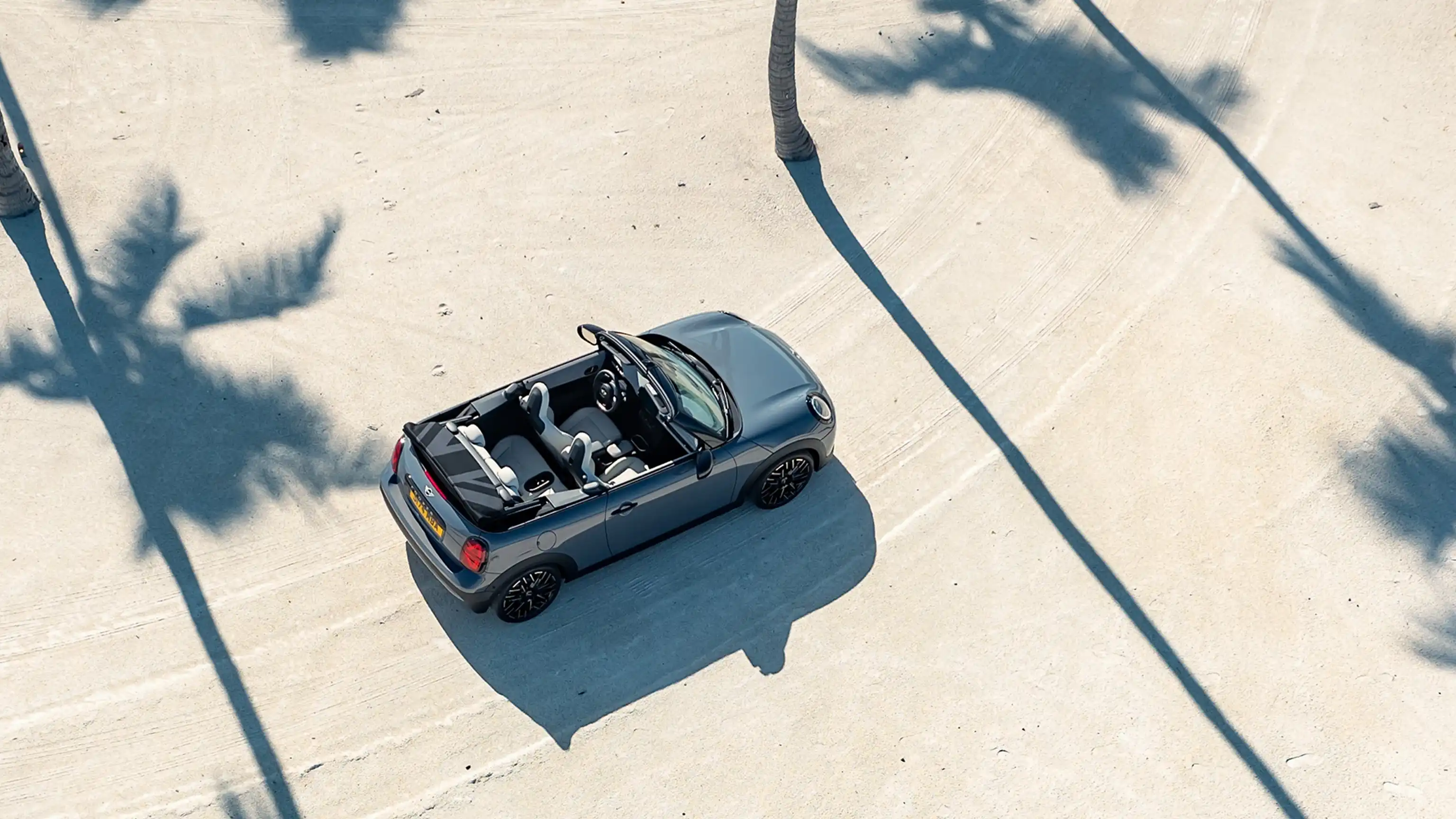 MINI Cooper Convertible - 概要 - トップ・ビュー