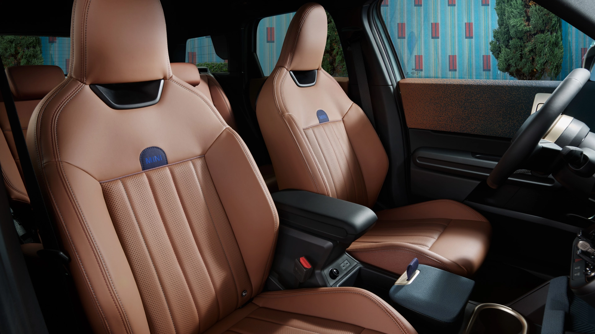 MINI Countryman - interior - front seats brown