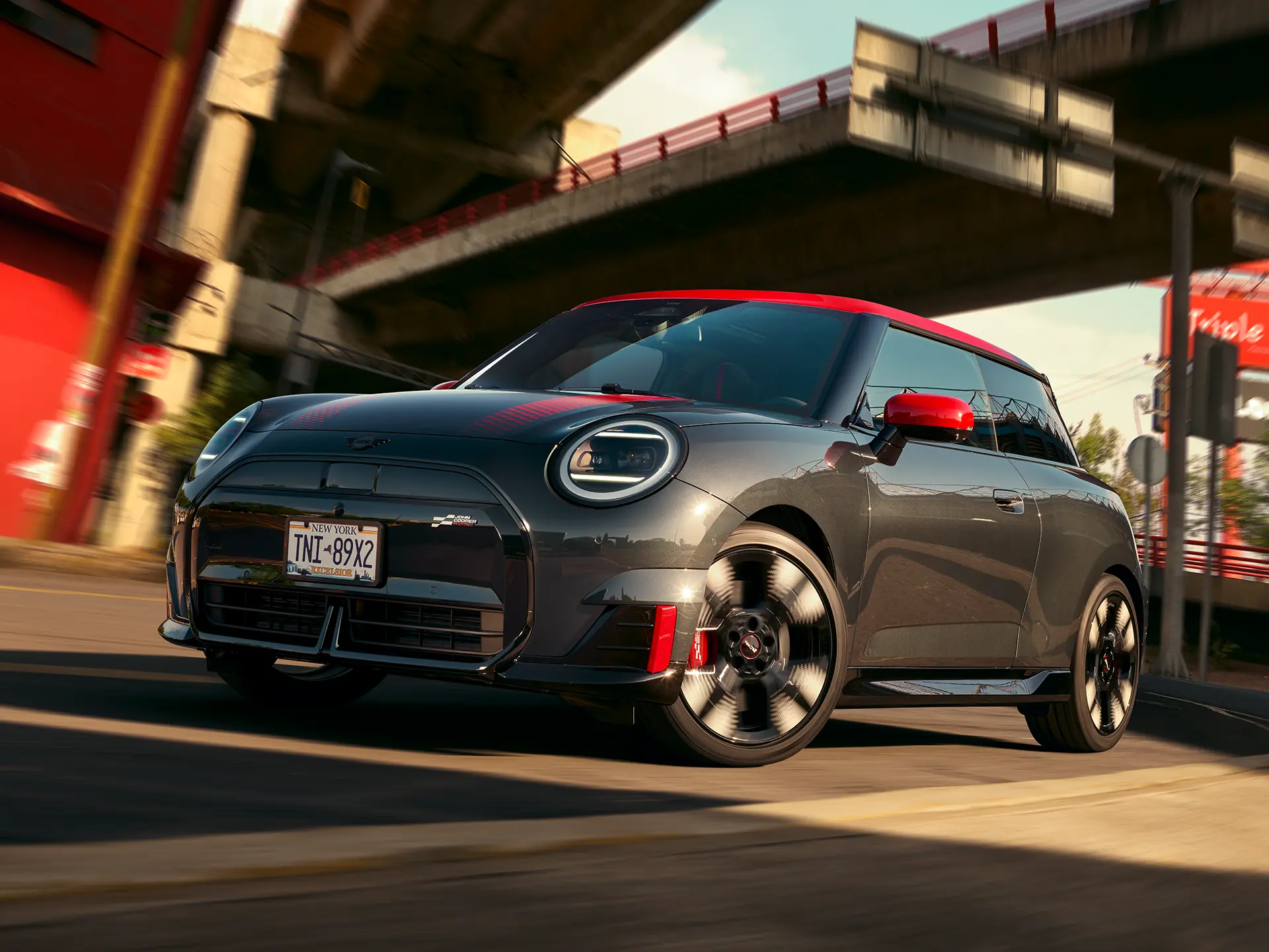 MINI John Cooper Works - J01 JCWサイドビュー