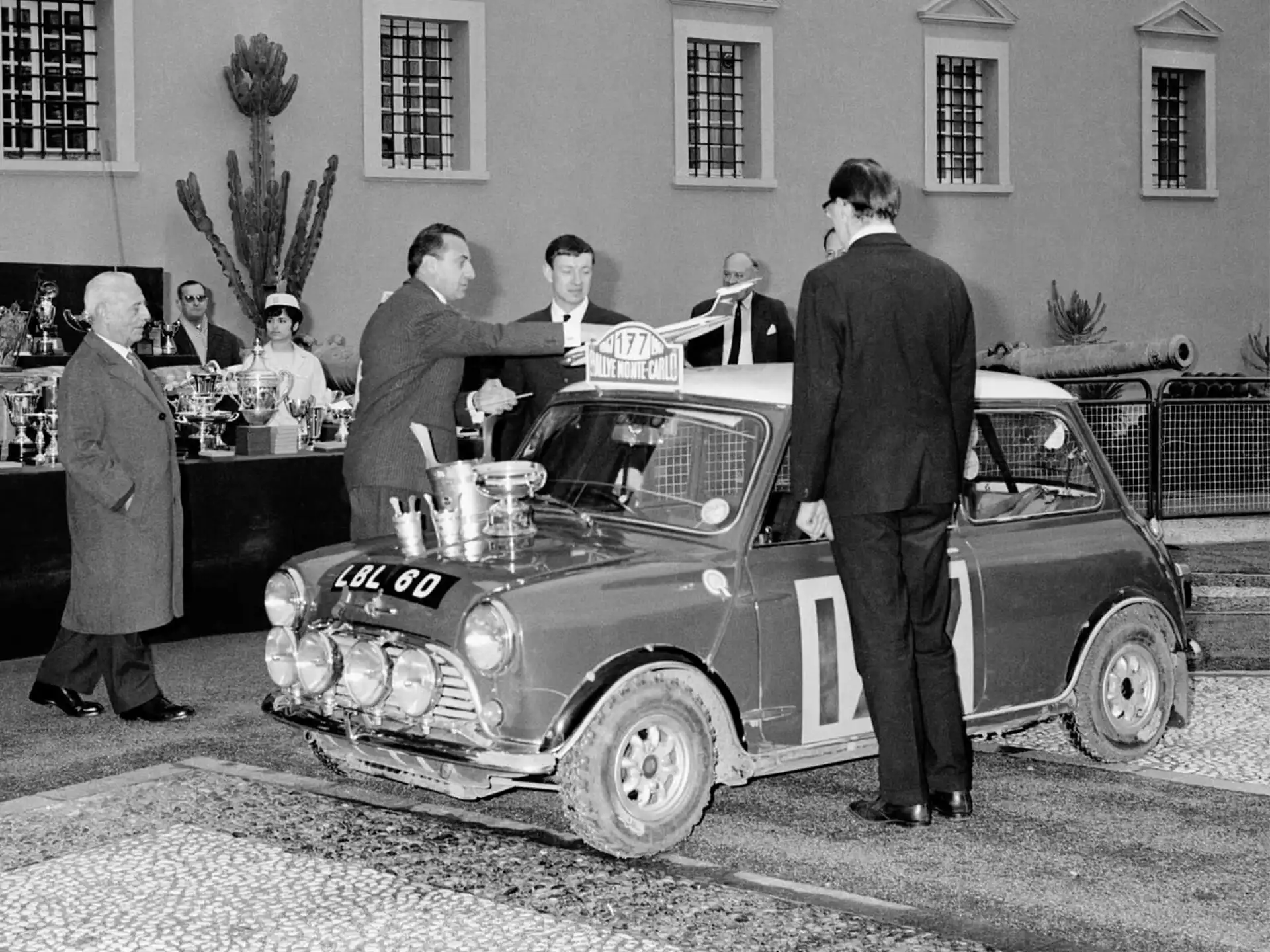 MINI John Cooper Work - トロフィーMINI