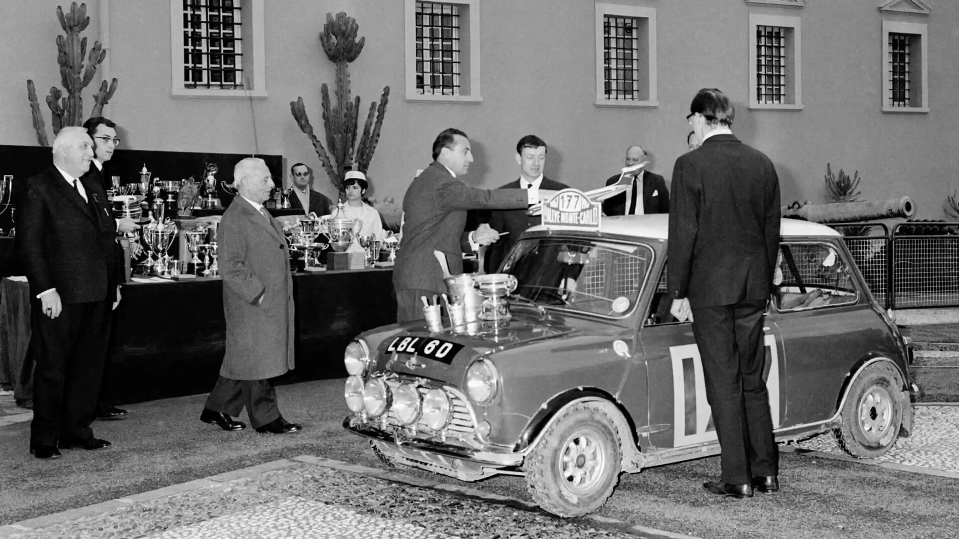 MINI John Cooper Work - トロフィーMINI