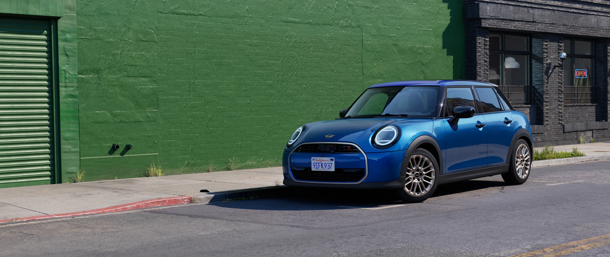 Home - main stage teaser - MINI COOPER 5-DOOR.
