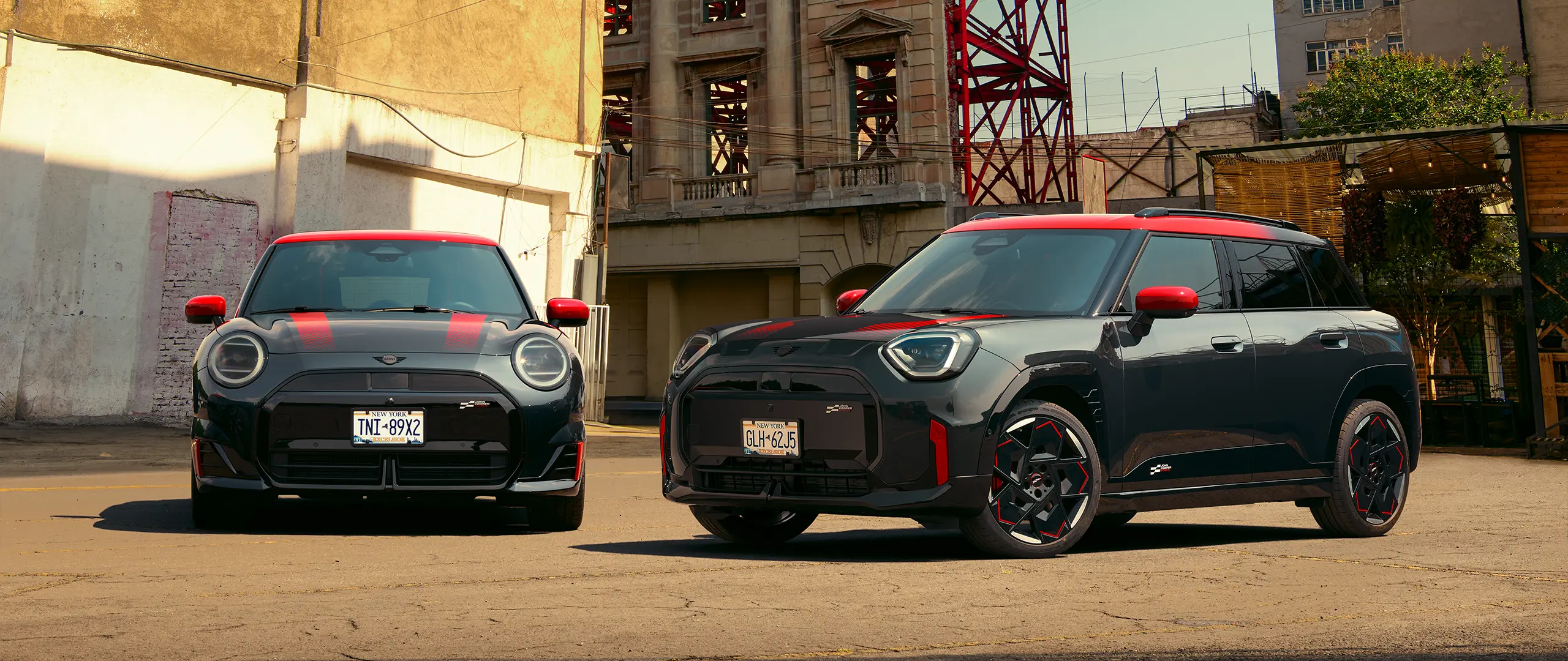 MINI John Cooper Works - JCWファミリーショット