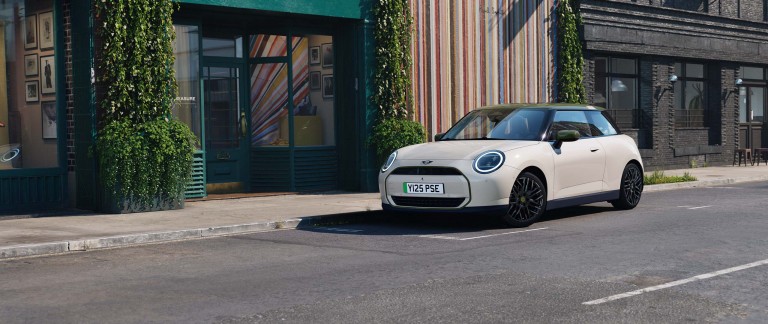 Home - main stage teaser - Paul Smith SOC