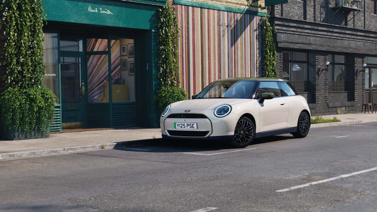 Home - main stage teaser - Paul Smith SOC