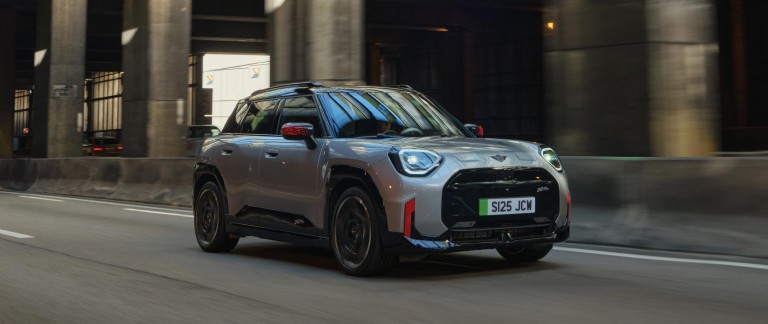 Home - main stage teaser - MINI Countryman