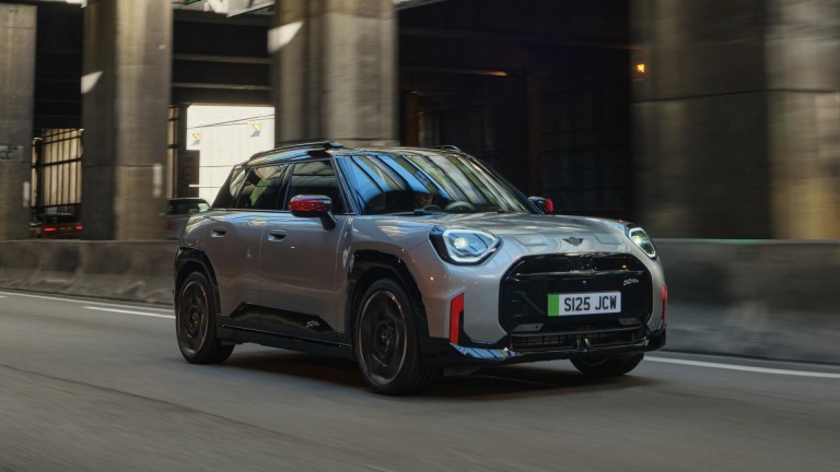 Home - main stage teaser - MINI Countryman