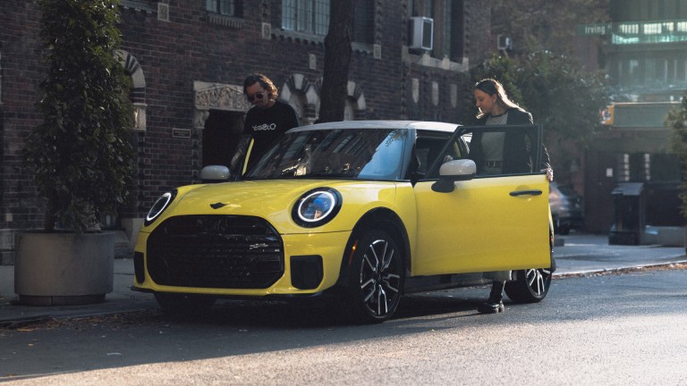 Home - main stage teaser - MINI NEXT