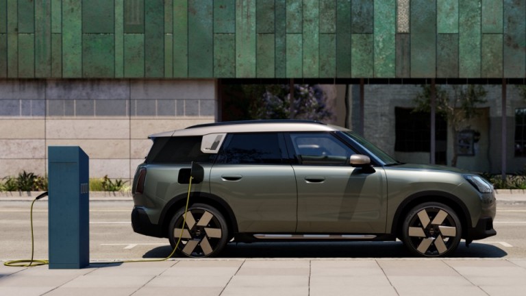 MINI ELECTRIC.