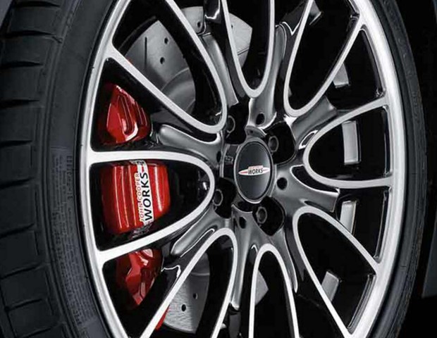 TUNING INSIDE AND OUT. | JOHN COOPER WORKS | MINI Japan