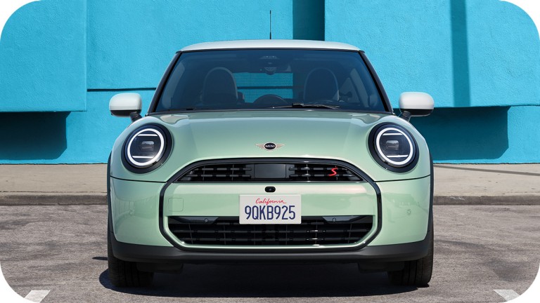 THE NEW MINI COOPER.