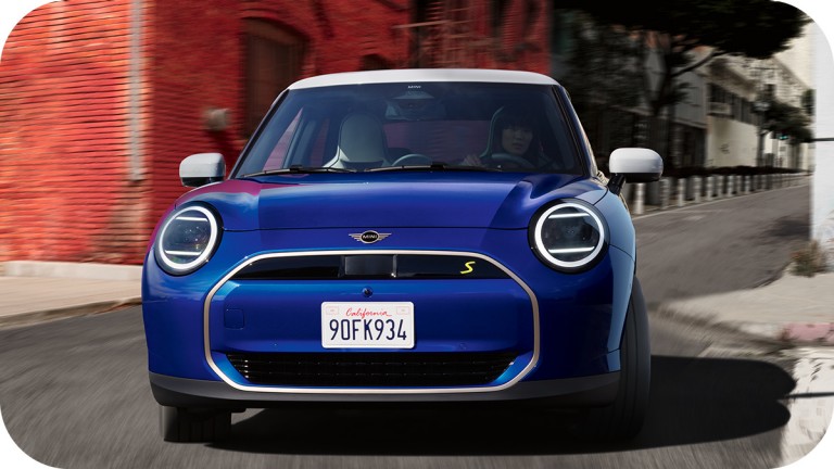THE NEW ALL-ELECTRIC  MINI COOPER.