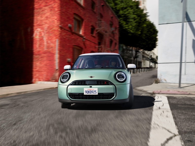 THE NEW MINI FAMILY.