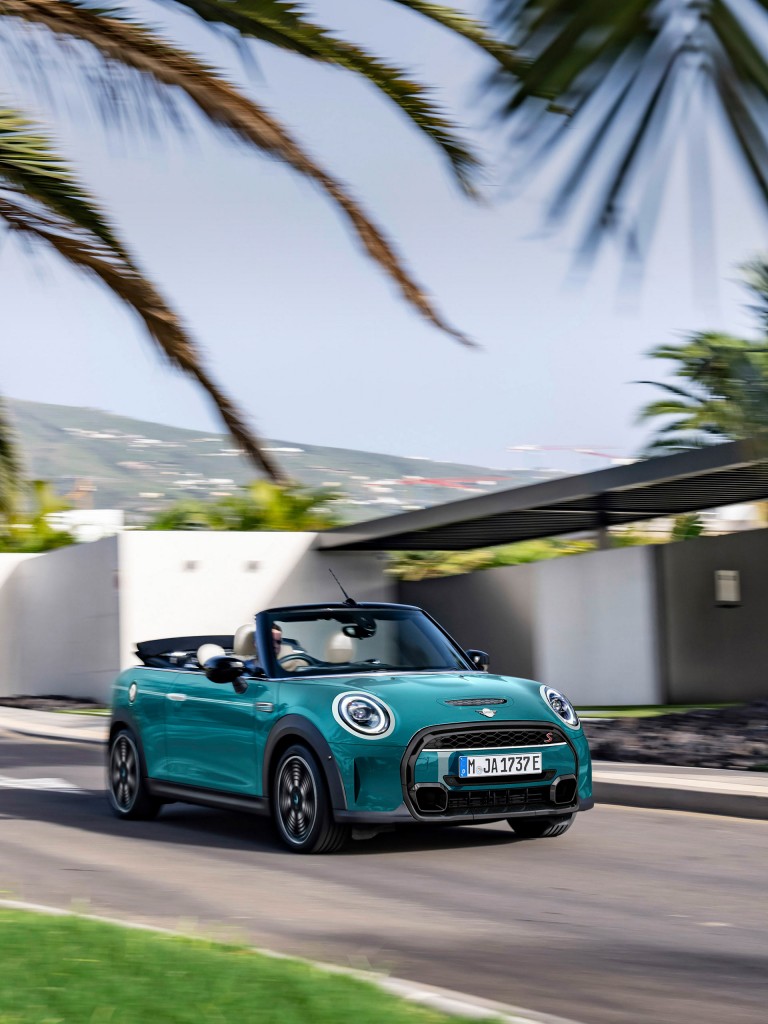 MINI CONVERTIBLE SEASIDE EDITION