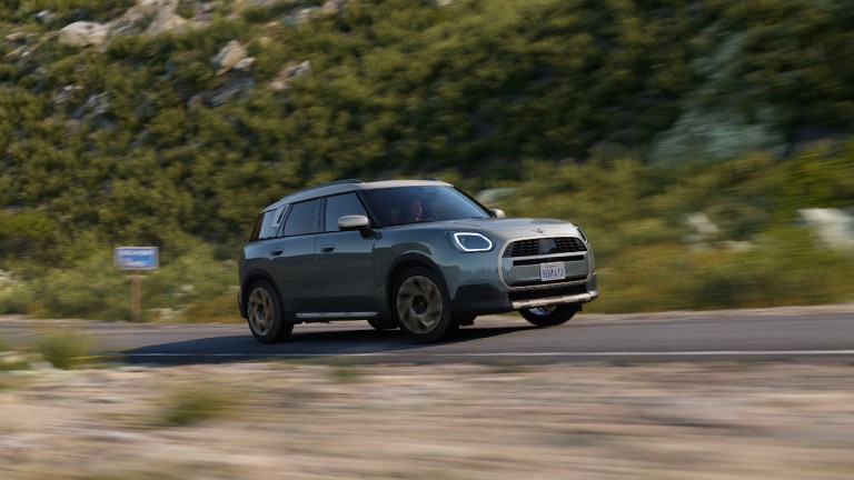 THE NEW MINI COUNTRYMAN.