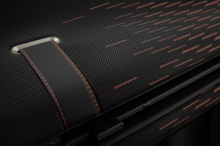MINI all-electric - gallery interior - dashboard