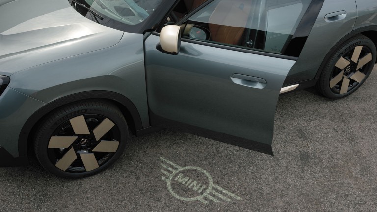 All-electric MINI Countryman - デジタル・テクノロジー - デジタル・キー・プラス