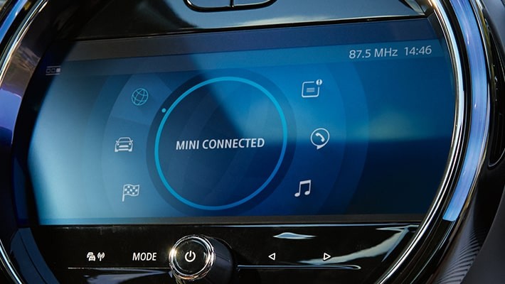走行状態を分析、記録するMINI Country Timer