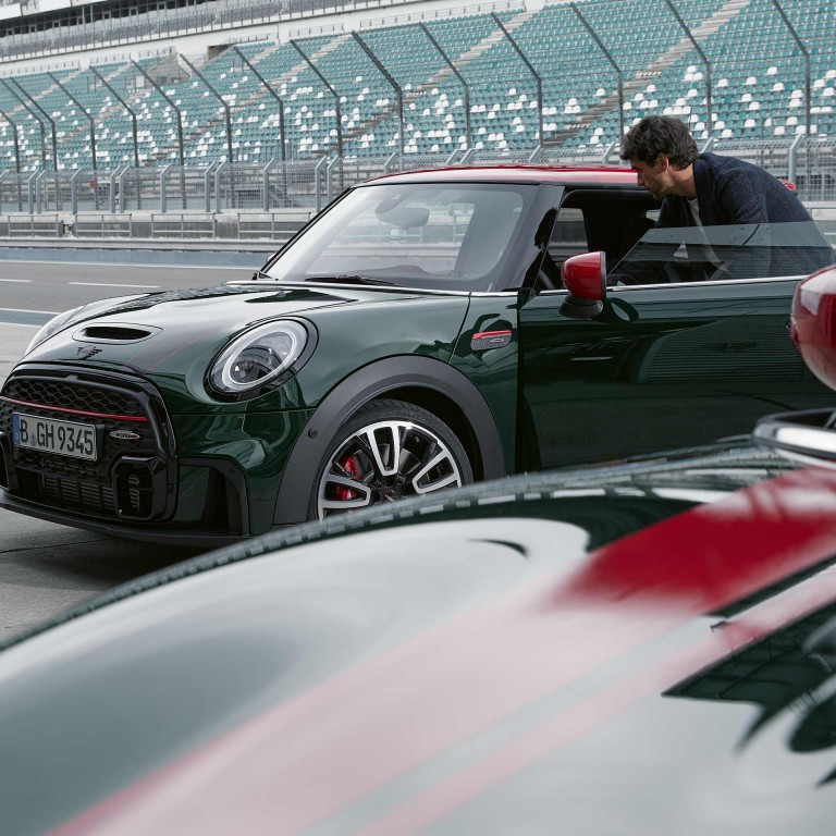 John Cooper Works – green and red 
