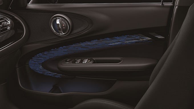 MINI Clubman – イルミネーテッド・サーフェス