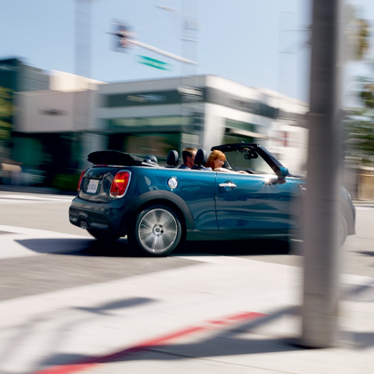 MINI CONVERTIBLE SIDEWALK EDITION. MINI CONVERTIBLE SIDEWALK EDITION.