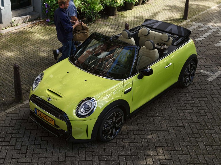 MINI Convertible – 存分に、個性を表現しよう