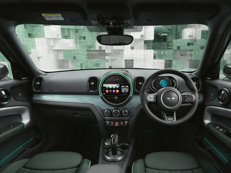 MINI Crossover Untamed Edition - ハイランド・グリーンのインテリア