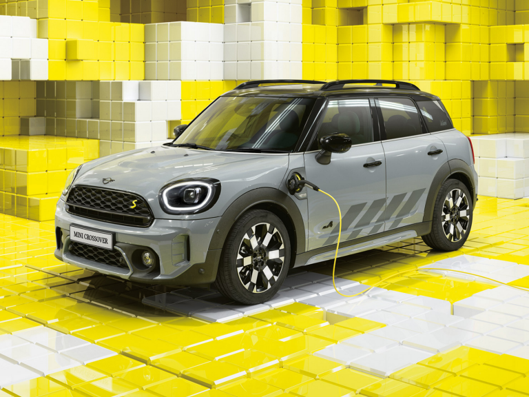 MINI CROSSOVER UNTAMED EDITION PHEV.