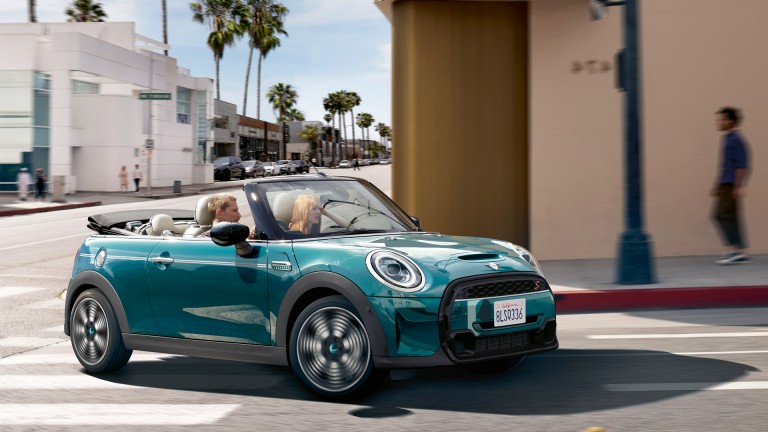 MINI CONVERTIBLE SEASIDE EDITION.