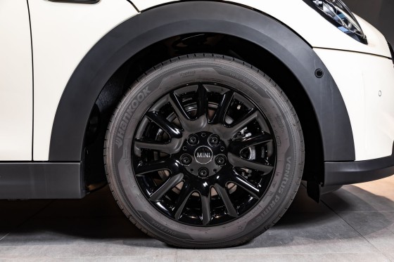 MINI tyre Special | MINI Japan​